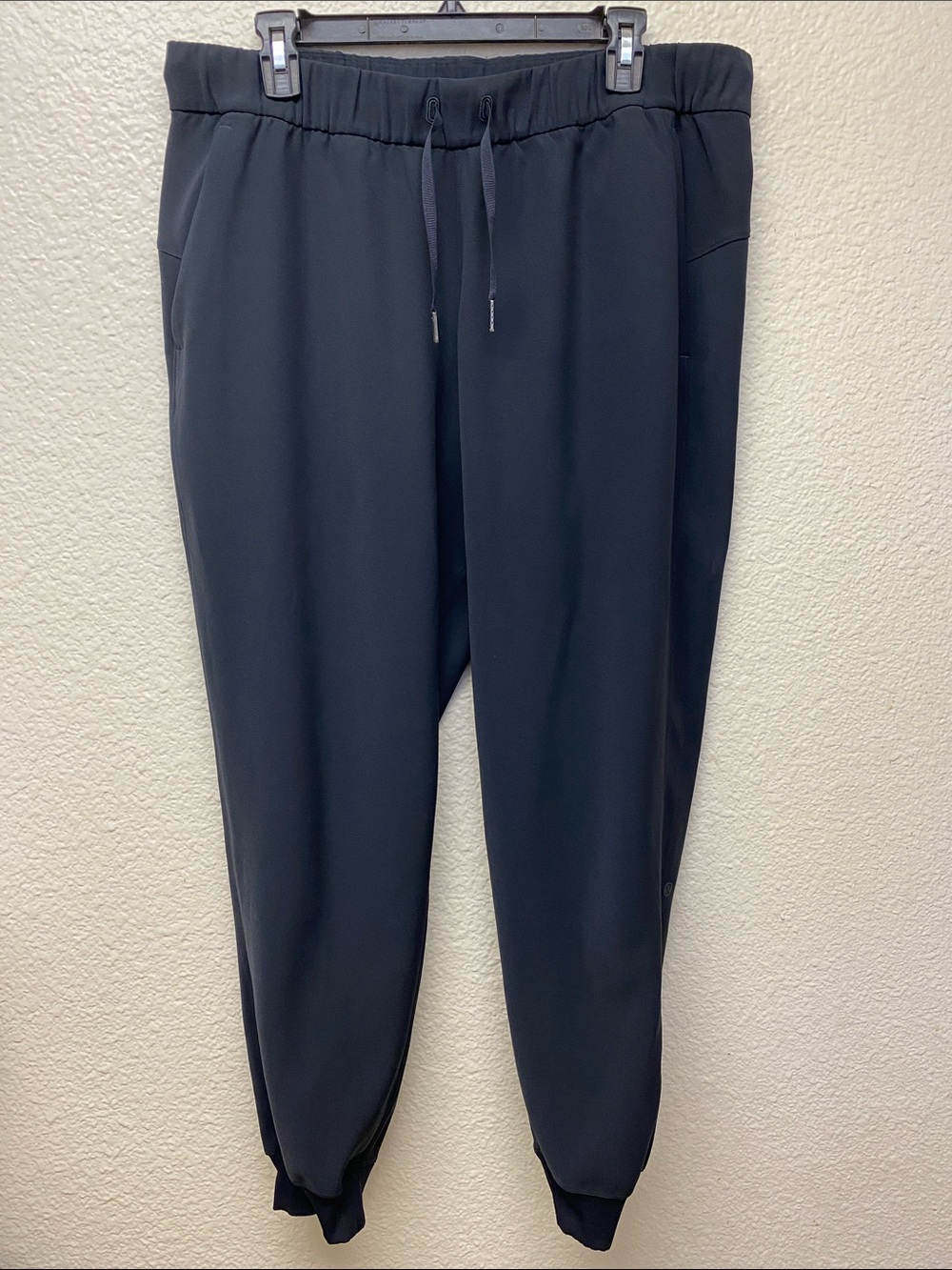 Lululemon On The Fly Joggers
